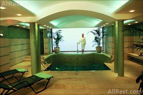 Londa Beach Hotel 34